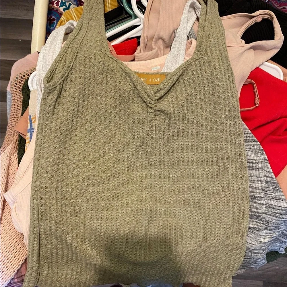 Tank top - Picture 1 of 1